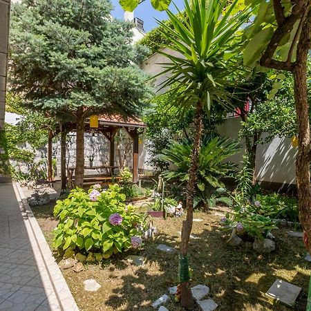 Studio Apartment Paradise Garden Сплит Экстерьер фото